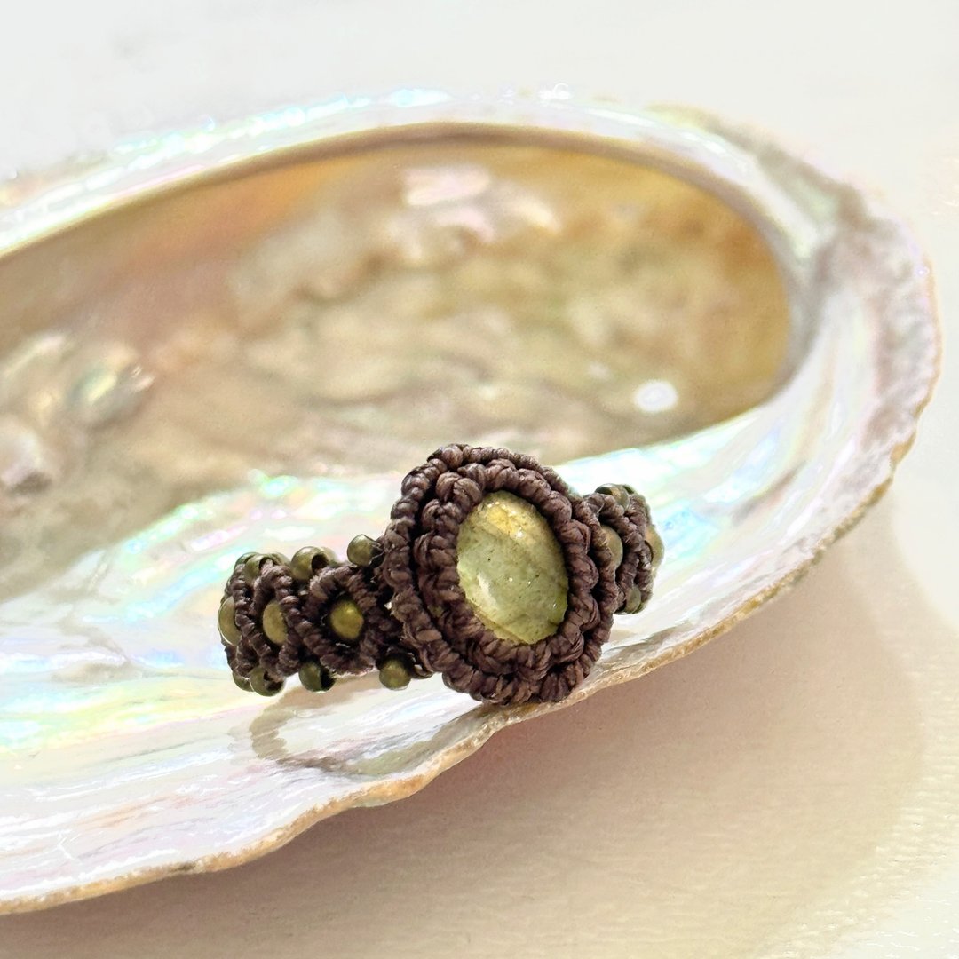 Crystoria Stone | Macrame | 南美蜡线 | 戒指 |  黄光拉长石 - 戒指 - 宝石 咖啡色