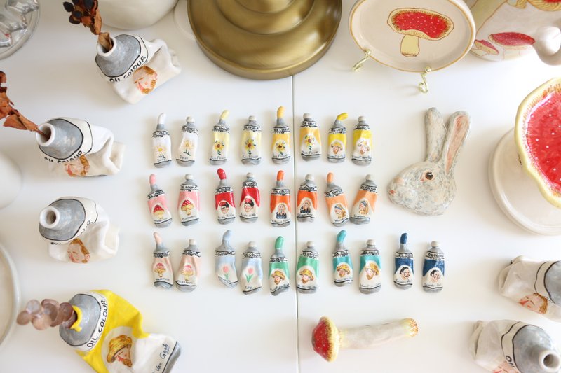 Pre Order Ceramic Magnet Color Tube - 胸针 - 陶 多色