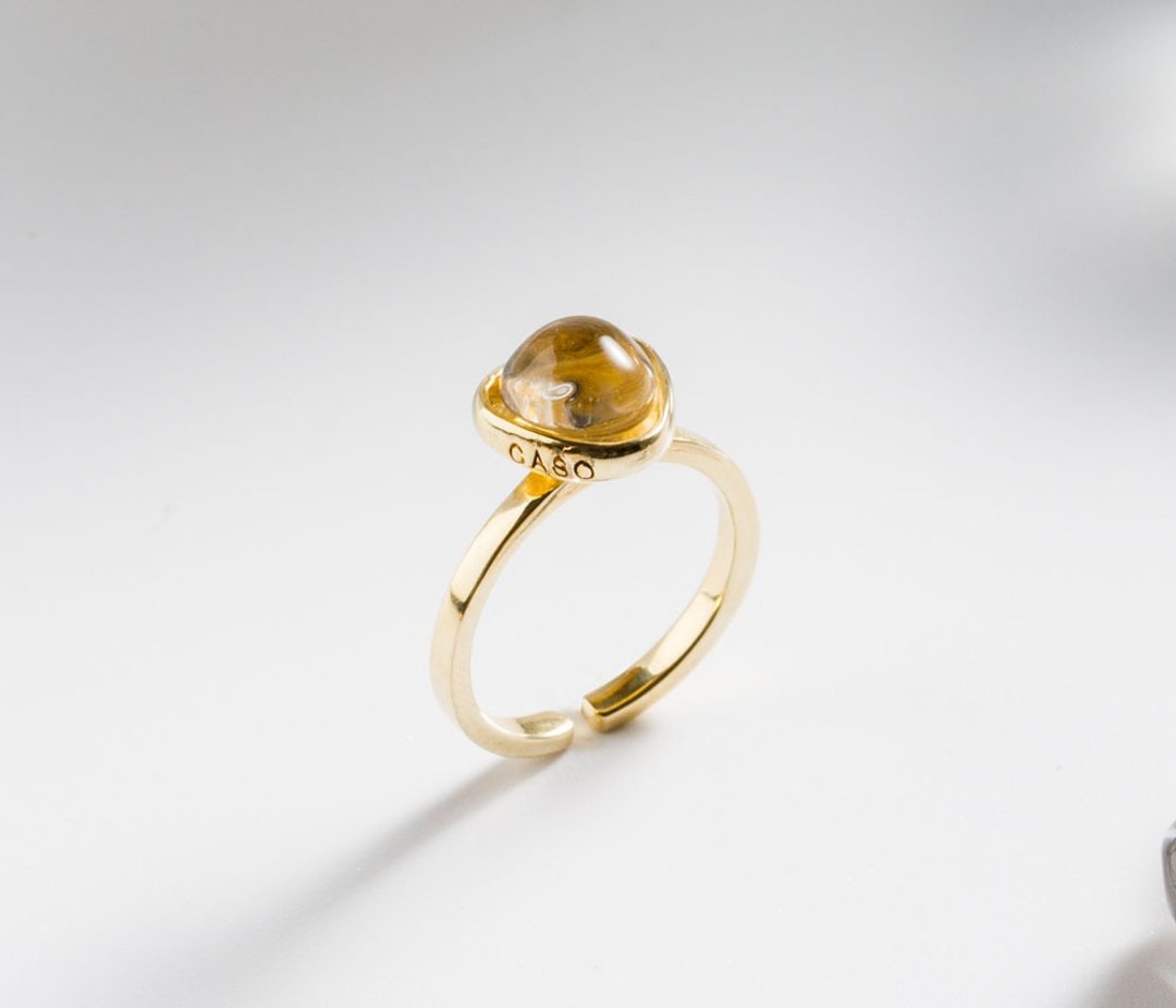 手工硼硅酸盐玻璃微三角形戒指，镀金 CASO jewelry - 戒指 - 其他金属 金色