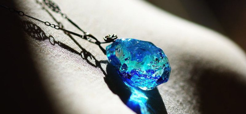 [Made to order] Birth of water --Sacred water crystals- - 项链 - 玻璃 蓝色