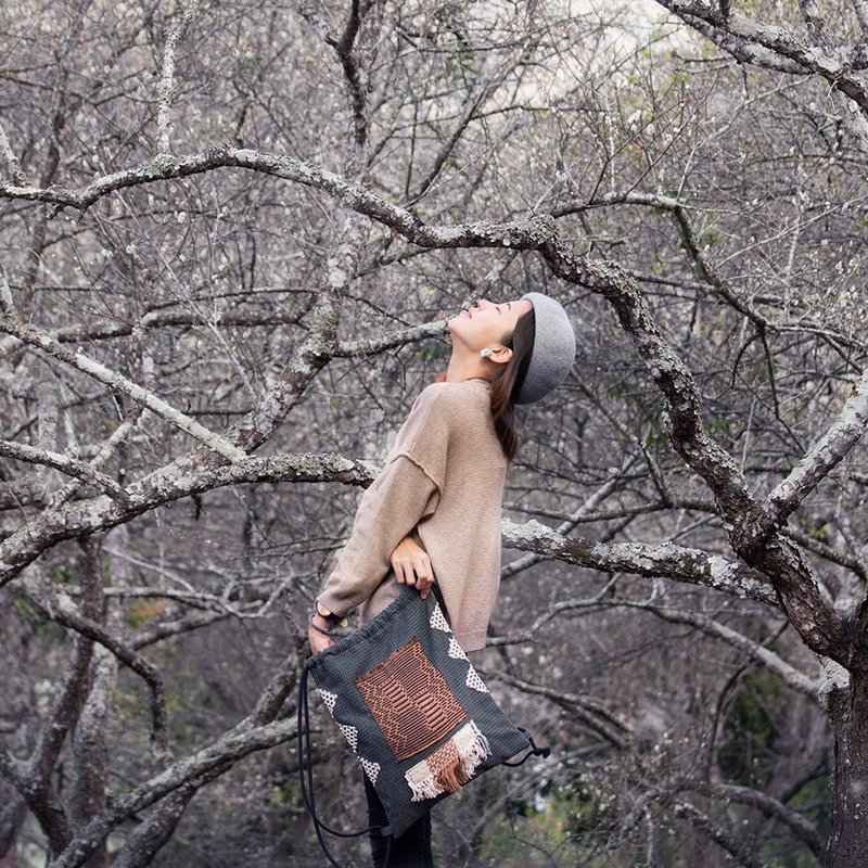 深邃绿束口后背包 - 束口袋双肩包 - 棉．麻 绿色