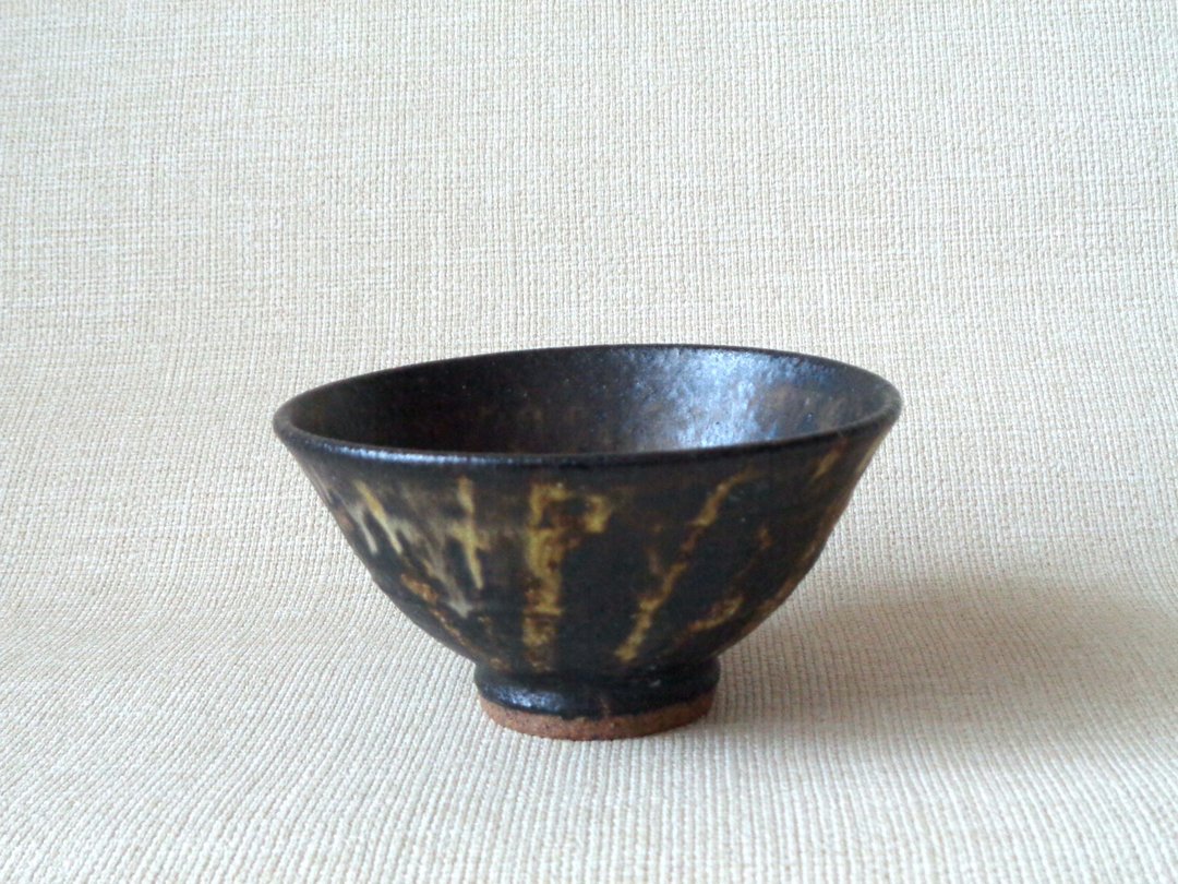 抹茶碗画草冠b - 碗 - 陶 黑色