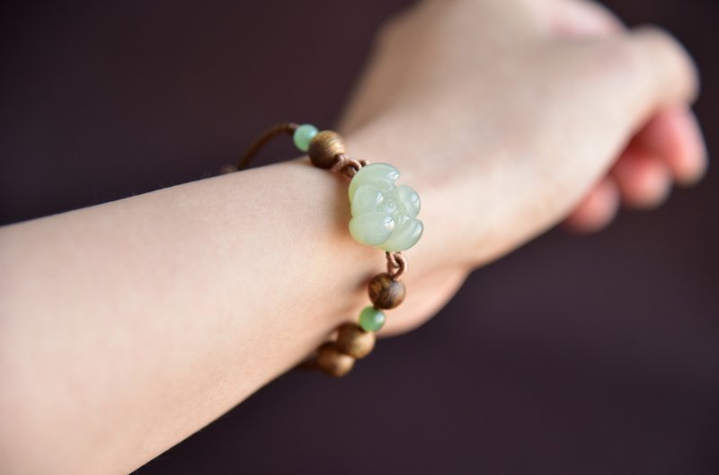 【不染】天然和田玉青海料晴水雕刻莲花99沉沉香圆珠手链手绳 - 手链/手环 - 玉石 绿色