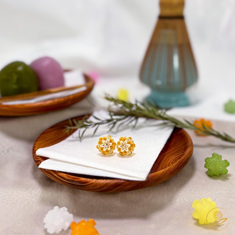 和菓子系列 - 黄 - 耳环/耳夹 - 其他人造纤维 黄色