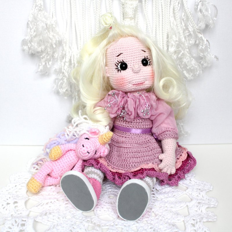 Personalized stuffed doll and unicorn Handmade doll clothes gift for girl - 玩具/玩偶 - 其他材质 粉红色