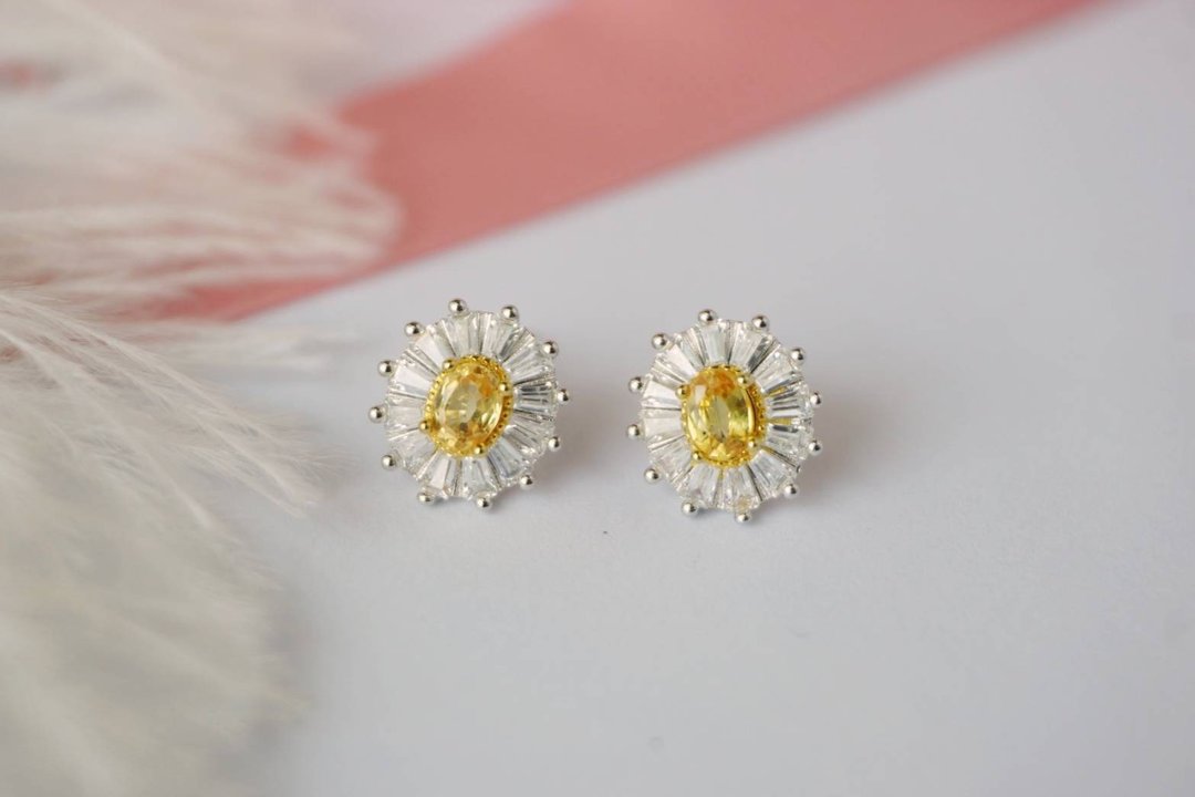 Natural Yellow Sapphire Stud Earrings Silver 925, gemstone stud earrings. - 耳环/耳夹 - 纯银 黄色