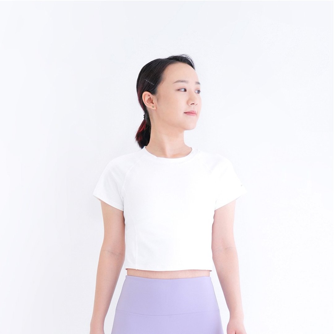 【Mukasa】DURABLE 接边短袖短版上衣 - 纯净白 - MUK-23043 - 女装运动衣 - 其他材质 白色