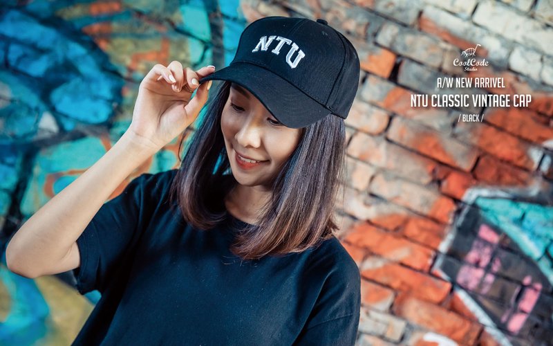 NTU Classic Embroidered Vintage Cap - Black 台大立体电绣老帽 - 帽子 - 棉．麻 