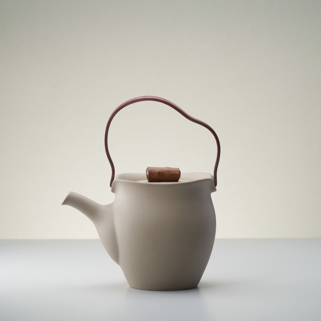 漾 │ Ripple - 浅褐茶壶 - 茶具/茶杯 - 瓷 卡其色