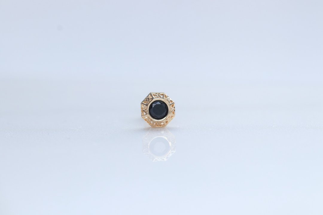 纯14K 六边形锁珠耳环(单个)耳骨 耳窝 不退色 - 耳环/耳夹 - 贵金属 金色