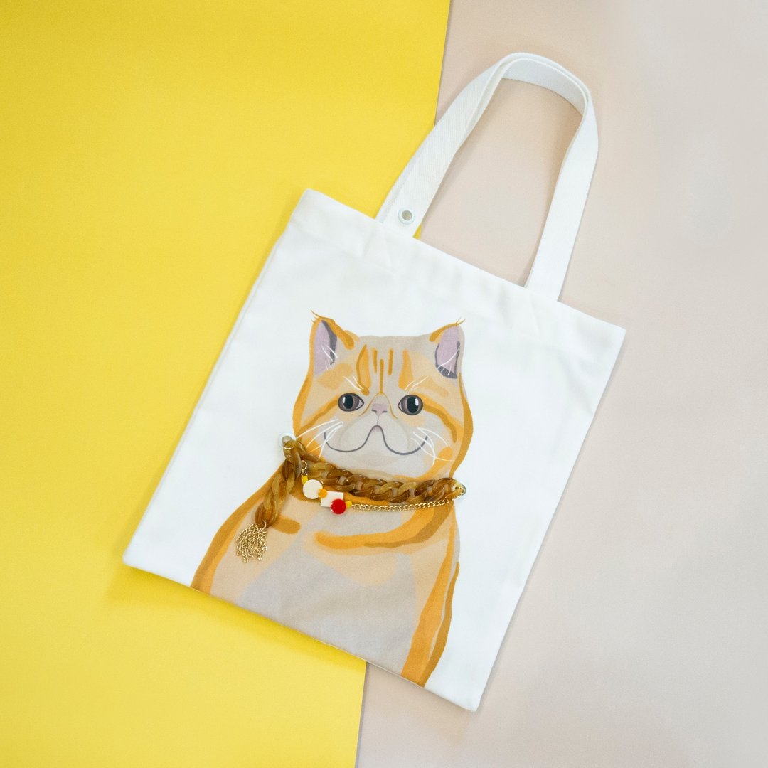 猫咪双面插画帆布包白色-围巾加菲猫 - 手提包/手提袋 - 聚酯纤维 白色