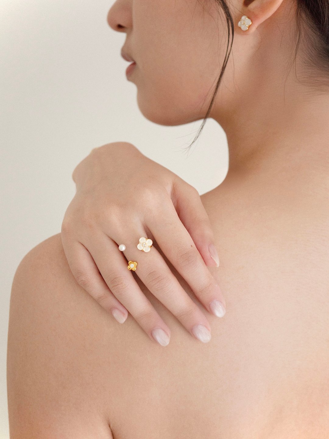 【新品】Clova Ring│ 四叶花母贝戒指 - 戒指 - 纯银 金色