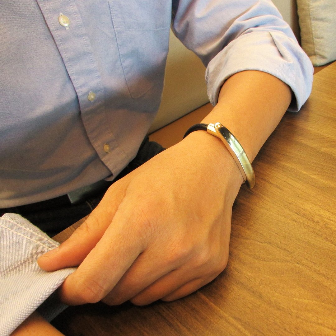 Dali a bangle_达利a手环 925银 限量 设计师手做 男生 男朋友 - 手链/手环 - 银 银色