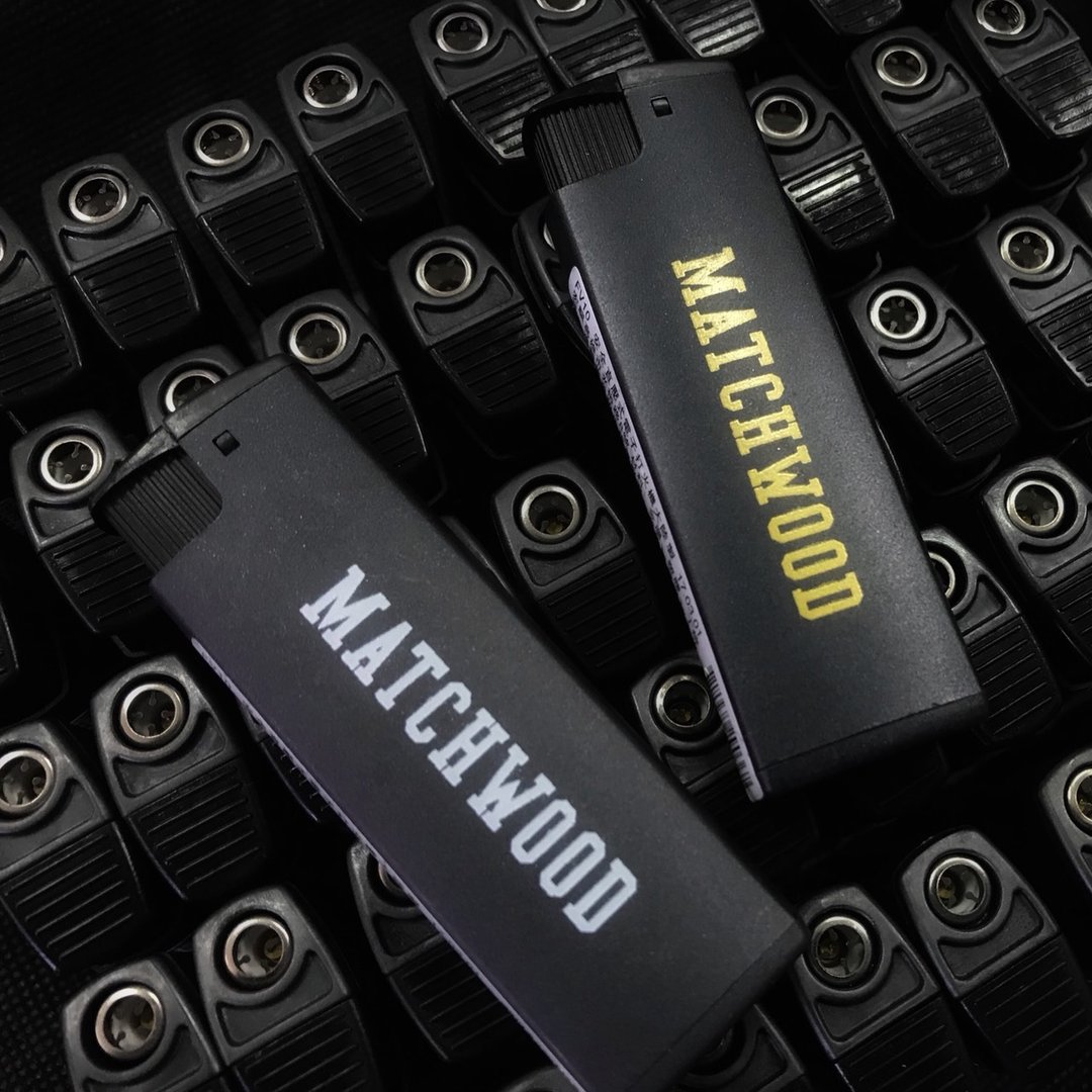 Matchwood Lighter 防风打火机 - 其他 - 压克力 黑色