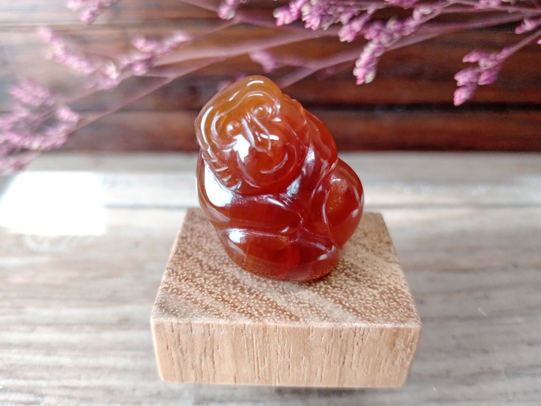 小雕件 小品动物-猴 椰化玉 - 摆饰 - 玉石 红色