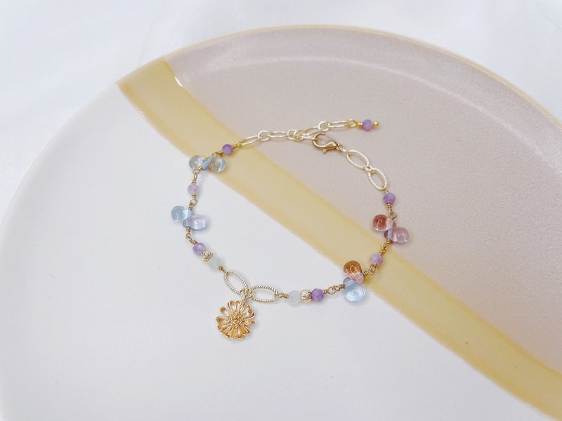 繁花点点 || 14K金小花、日本捷克珠、紫锂云母、白水晶 手链 - 手链/手环 - 水晶 粉红色