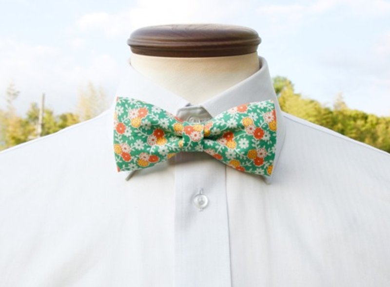 TATAN Vintage Flower Bow Tie (Green) - 领结/领巾 - 棉 绿色