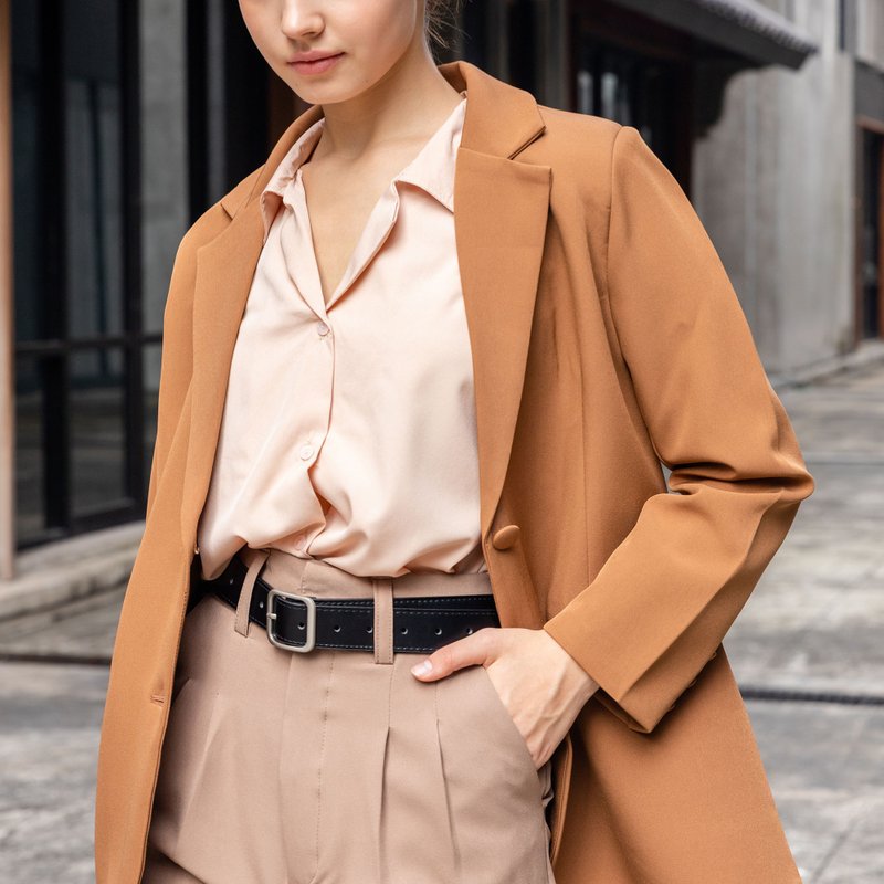 Cozy 西装外套 浅啡色 - 女装西装外套/风衣 - 环保材料 卡其色
