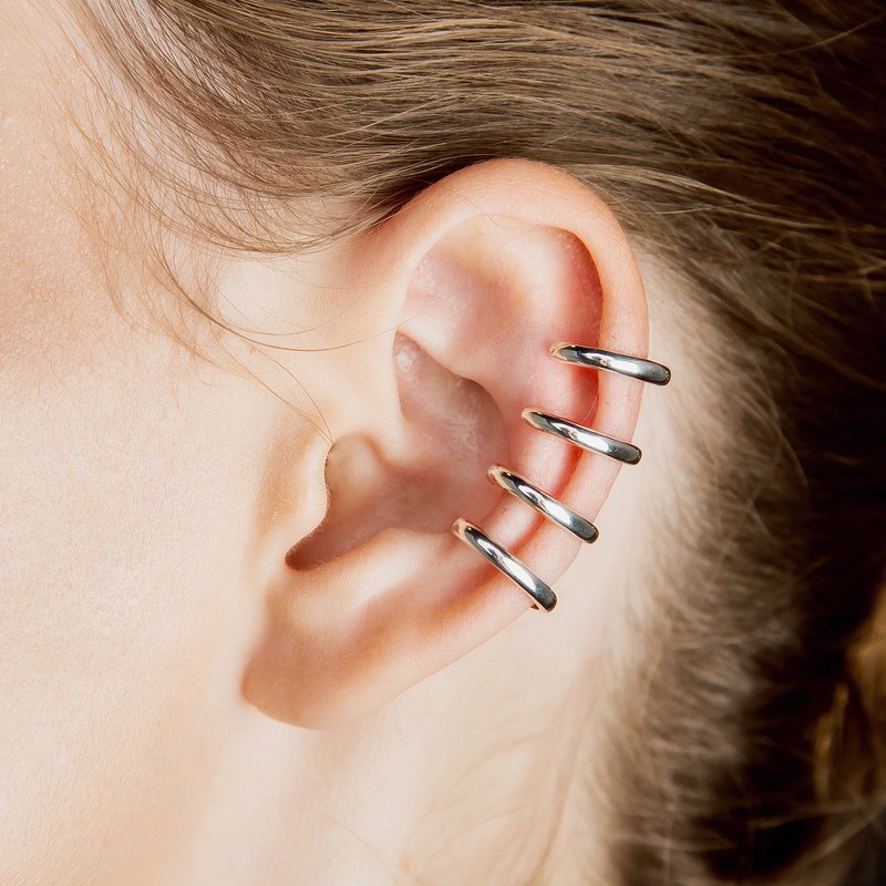 Silver ear cuff no piercing, Fake piercing earring - 耳环/耳夹 - 纯银 银色