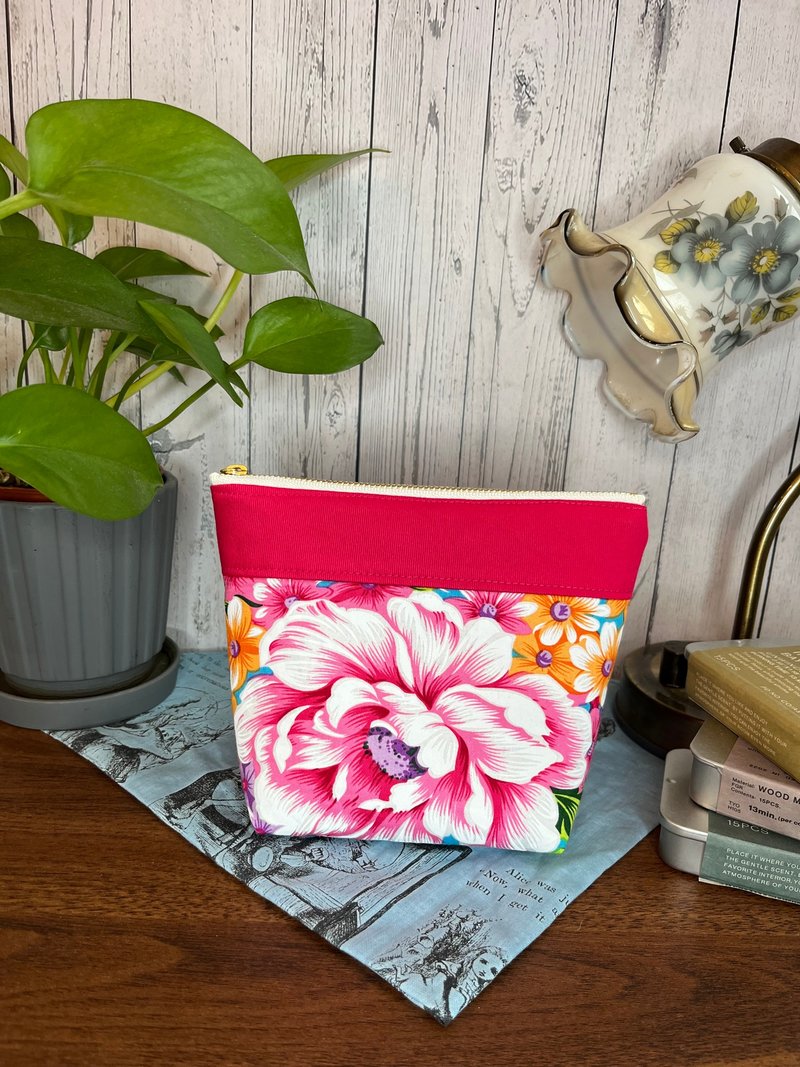 台湾客家花艺小袋 - 化妆包/杂物包 - 棉．麻 粉红色