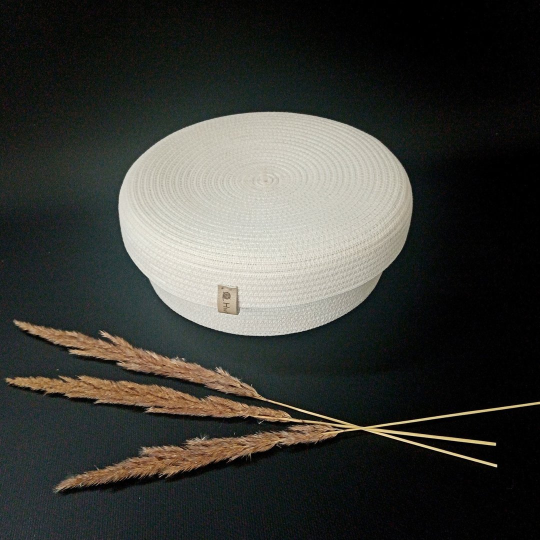 Round basket with lid for storage - 收纳用品 - 棉．麻 白色