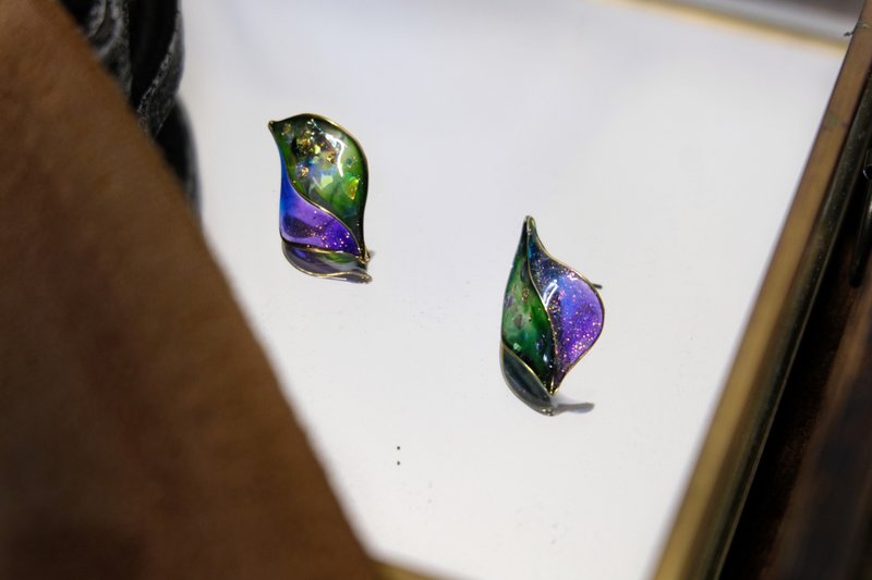 耳针x耳夹水晶花_微光星叶_光点饰品 - 耳环/耳夹 - 树脂 蓝色