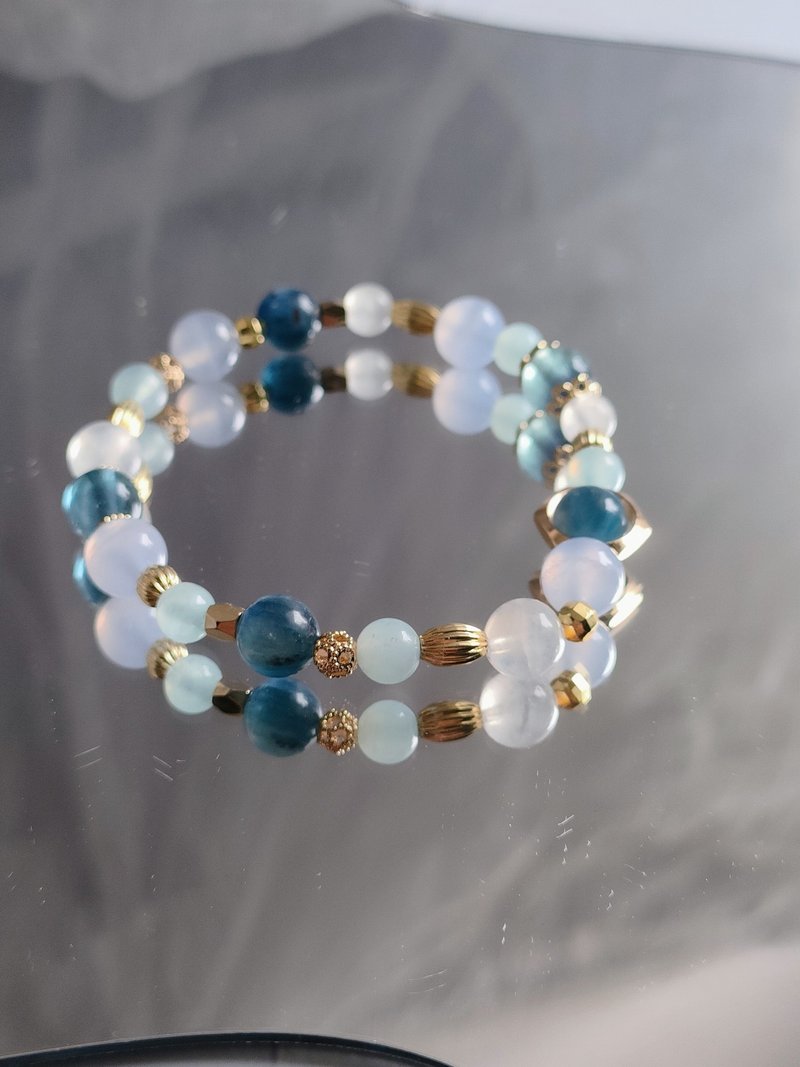 夜色米兰-沟通能力 正能量 手作水晶手链  蓝晶/玛瑙/海蓝宝/月光 - 手链/手环 - 水晶 蓝色