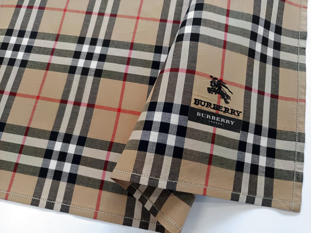 Burberry 复古手帕 Nova Check 格纹 棕色 19 x 19 英寸 - 手帕/方巾 - 棉 卡其色