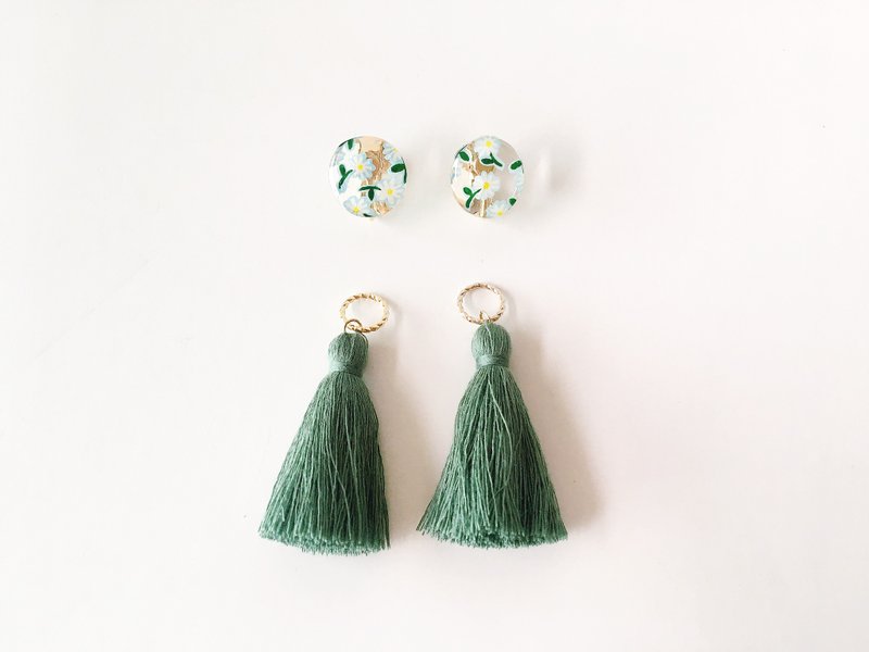 雏菊之梦系列-小雏菊梦境 手绘 垂坠 手作耳环 耳夹 - 耳环/耳夹 - 其他材质 白色