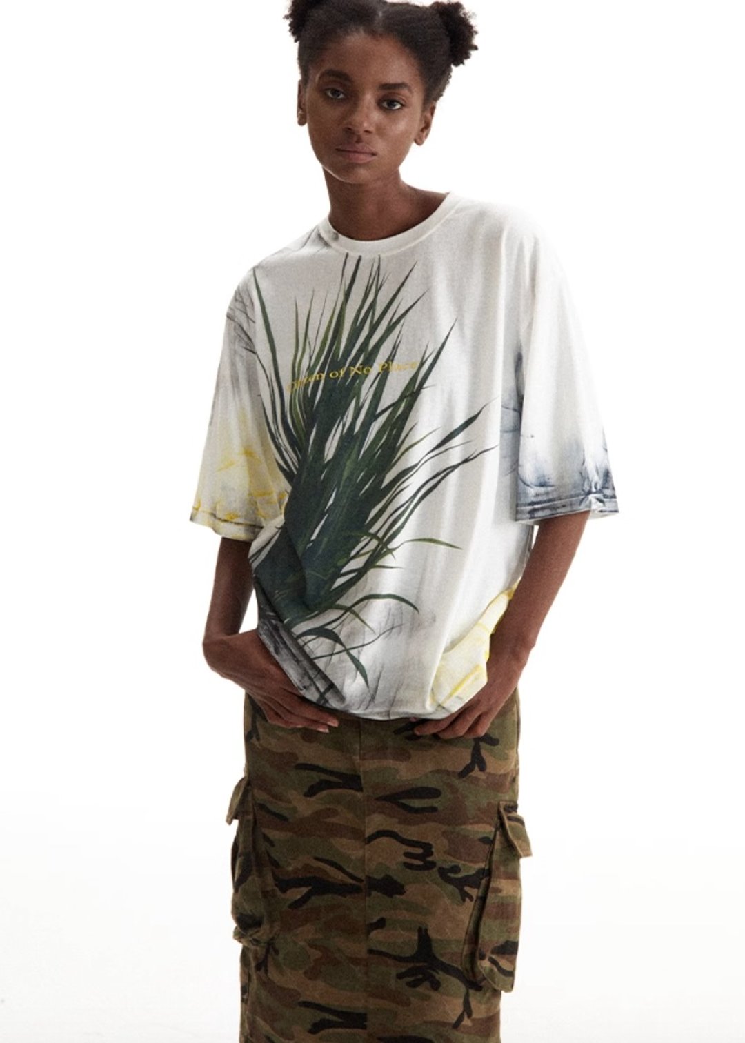 Green Grass T-shirt 鬆弛青草花束短袖T恤 - 女装 T 恤 - 其他材质 白色