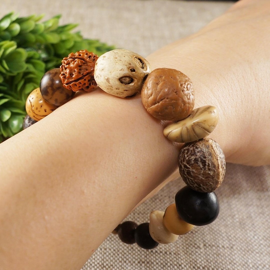 Brown Beige Wooden Bracelet Wood Seed Nut Large Bead Beaded Bracelet Jewelry - 手链/手环 - 木头 咖啡色