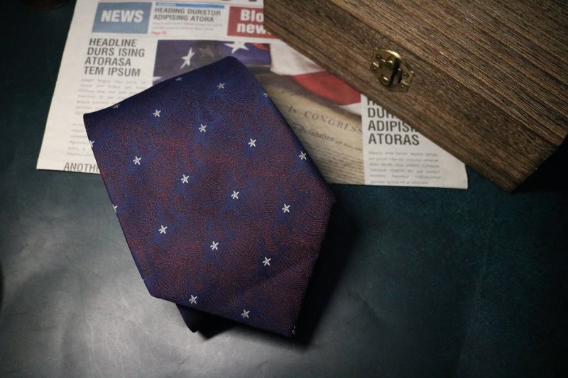 紫色真丝暗纹椰风海韵领带商务精英男necktie - 领带/领带夹 - 丝．绢 紫色