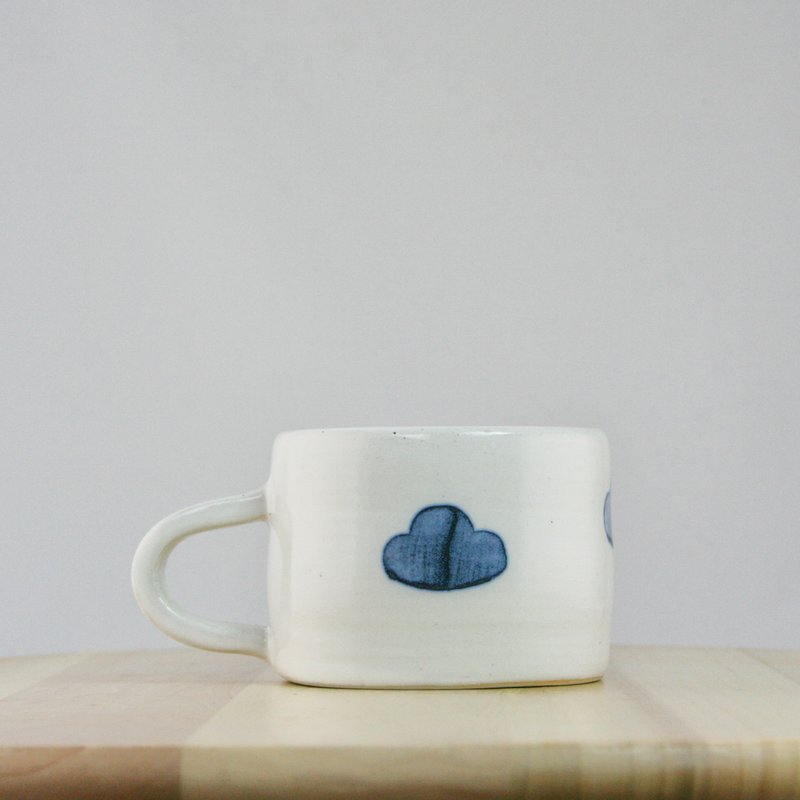 【盛 夏】小咖啡杯-厚厚的积云 - 咖啡杯/马克杯 - 陶 白色