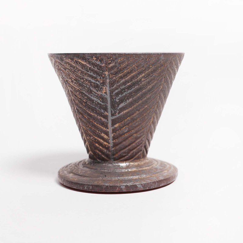 明芽窑 l古铜刻纹手感咖啡滤杯 - 咖啡壶/周边 - 陶 咖啡色