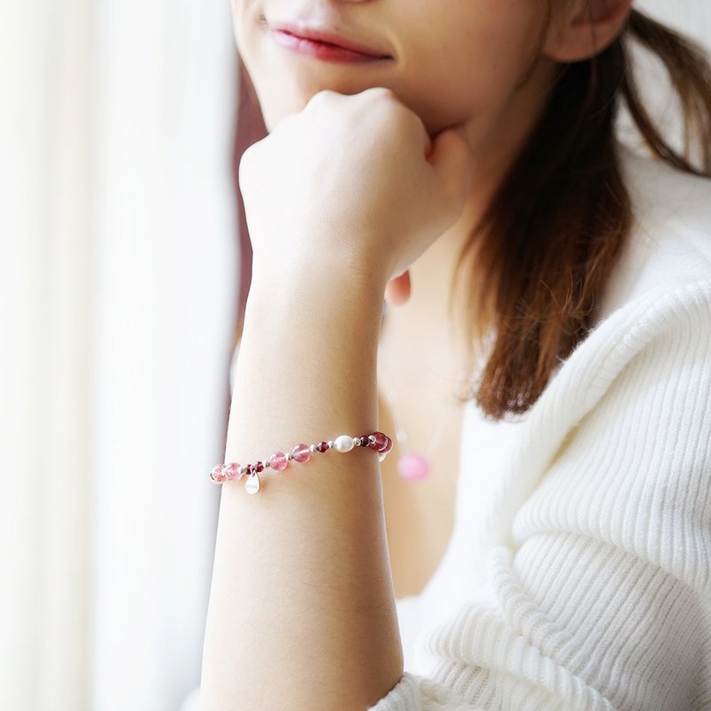 助爱情石榴石草莓晶珍珠手链 未时VISHI天然925纯银单圈手工女款 - 手链/手环 - 其他材质 