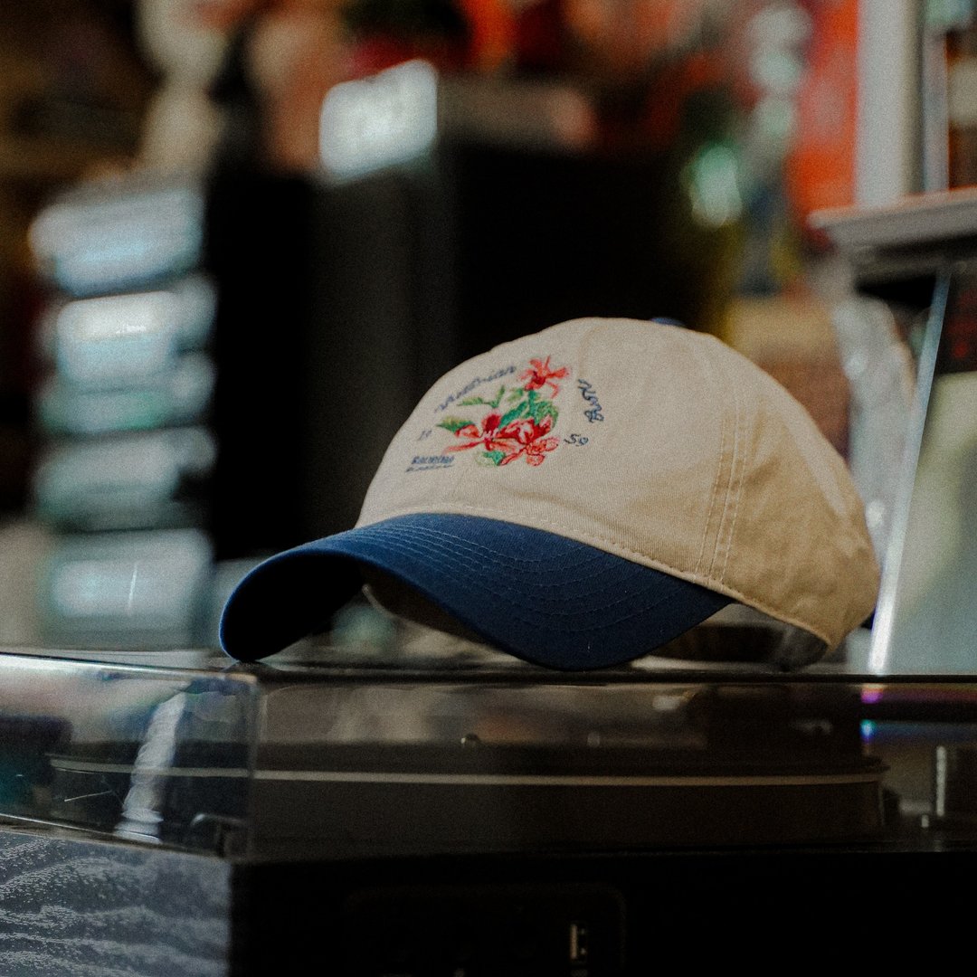 香港洋紫荆刺绣 Cap 帽 复古 刺绣 - 帽子 - 棉 白色