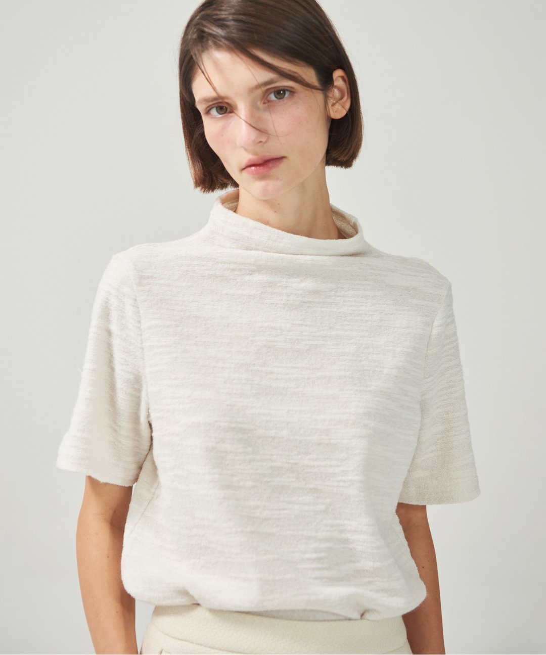 Wave Half Pola Tee Ivory - 女装上衣 - 聚酯纤维 