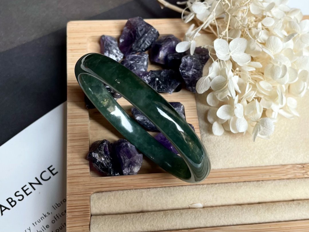 天然翡翠 A 货 冰蓝水 玉镯 贵妃镯 手镯  I 母亲节送礼 - 手链/手环 - 玉石 绿色