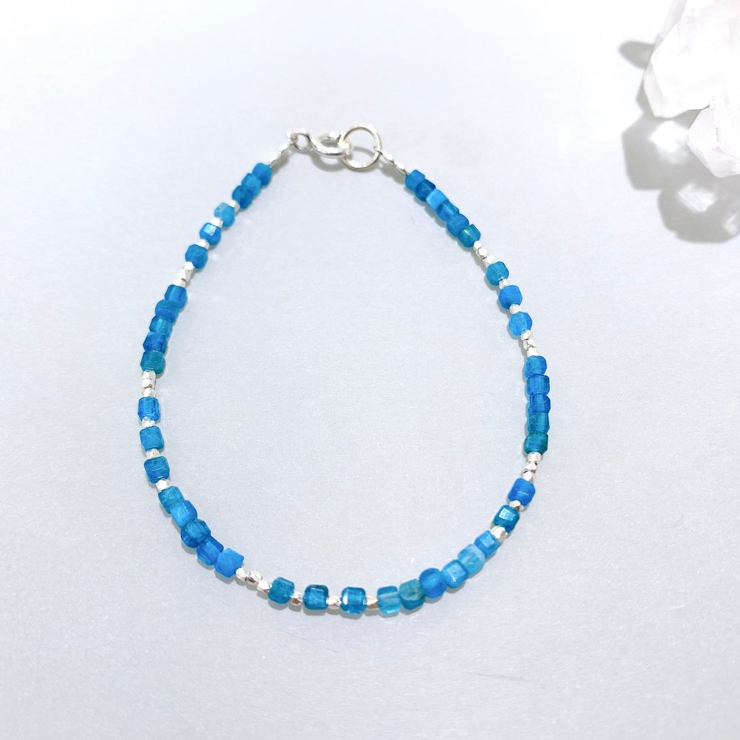 Ops Apatite Silver bracelet -磷灰石/925纯银/喉轮/天然石/手链 - 手链/手环 - 宝石 蓝色