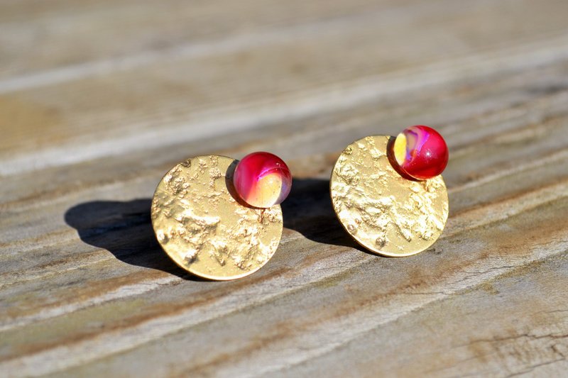 Bo + R (earrings) - 耳环/耳夹 - 玻璃 红色