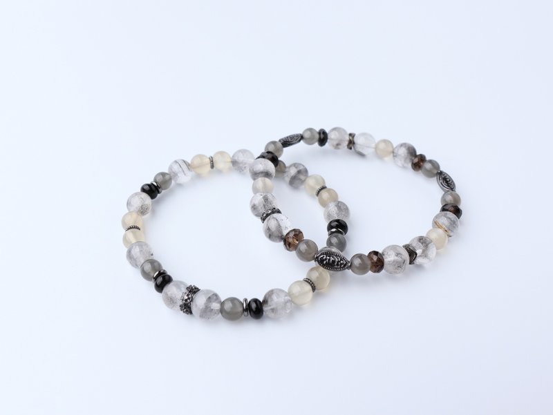 我没有在冷淡只是不太表现情绪 闪灵钻 月光石 避邪挡灾 水晶手链 - 手链/手环 - 水晶 黑色