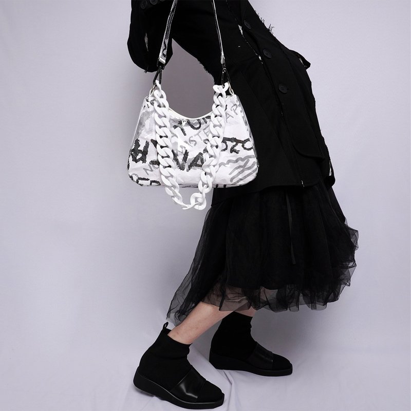 REBIRTH野生设定原创设计师涂鸦手工ins小众单肩斜挎腋下包手拎包 - 侧背包/斜挎包 - 其他材质 