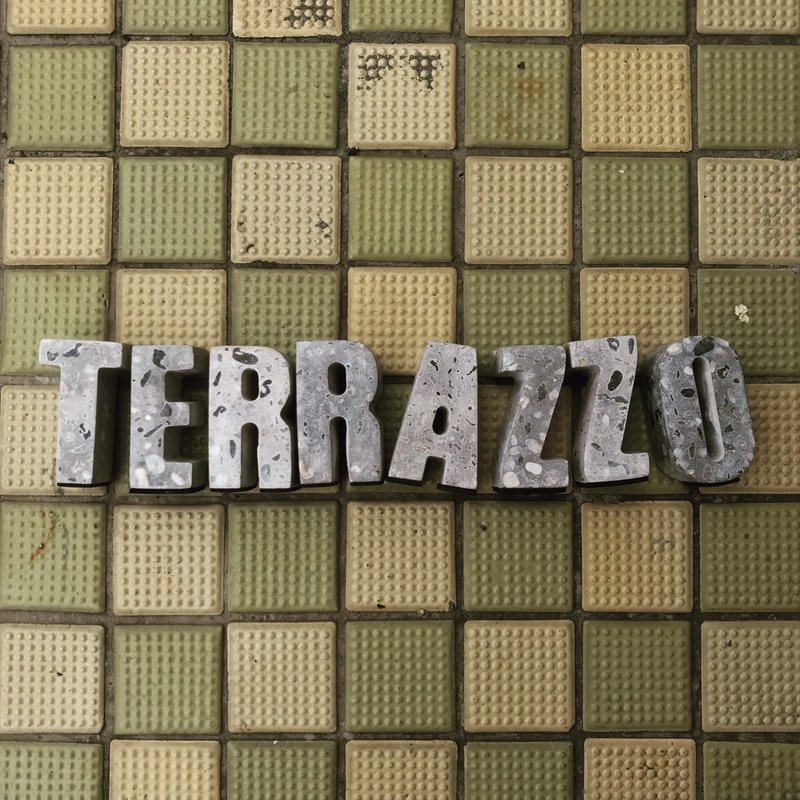 磨石计划·Terrazzo·灰原色配色·字母摆饰/扩香│Good Form - 摆饰 - 水泥 白色