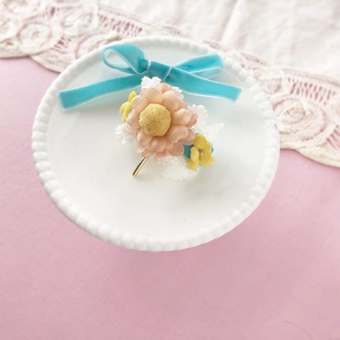 Flower lover flower Margarita and florets pony hook - 发饰 - 其他材质 粉红色