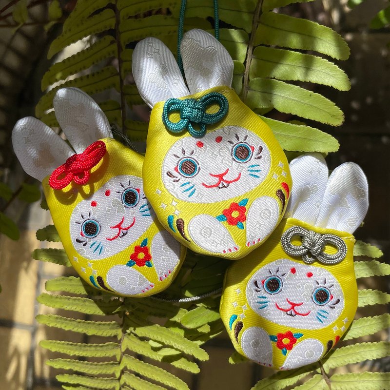 *不倒福兔御守* 平安符 香包 御守 香火袋 招财 平安 - 吊饰 - 棉．麻 