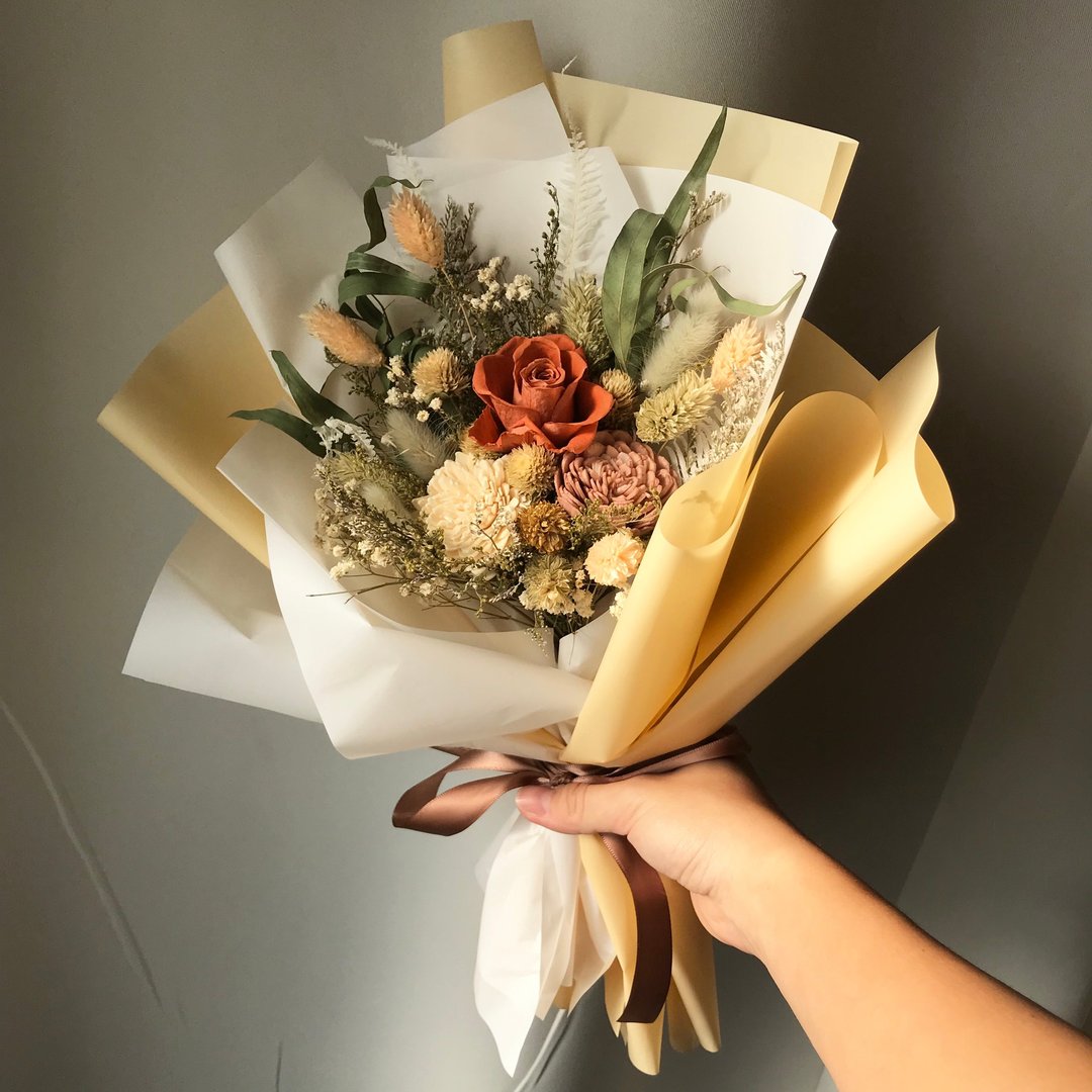 - 秋日滤镜 - 精油扩香 索拉花 x 永生花 x 干燥花 花束 毕业花束 - 干燥花/捧花 - 植物．花 橘色