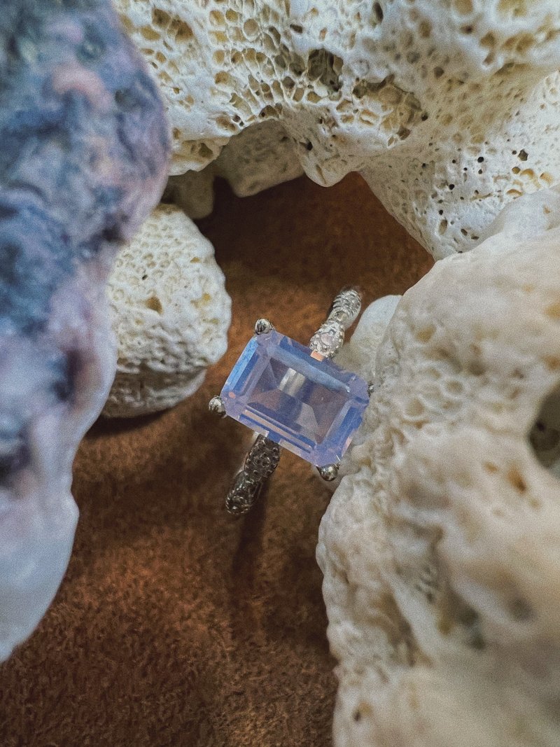 【 眠 】──薰衣草紫水晶/白金色调节戒台 - 戒指 - 宝石 多色