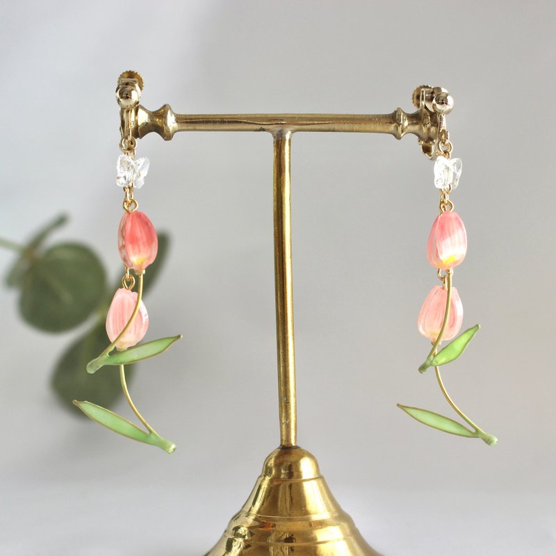 Fluffy tulip and butterfly earrings / Clip-On - 耳环/耳夹 - 塑料 粉红色