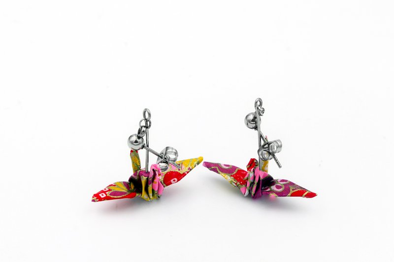 双纸鹤耳环。红杏花色 - 耳环/耳夹 - 纸 红色