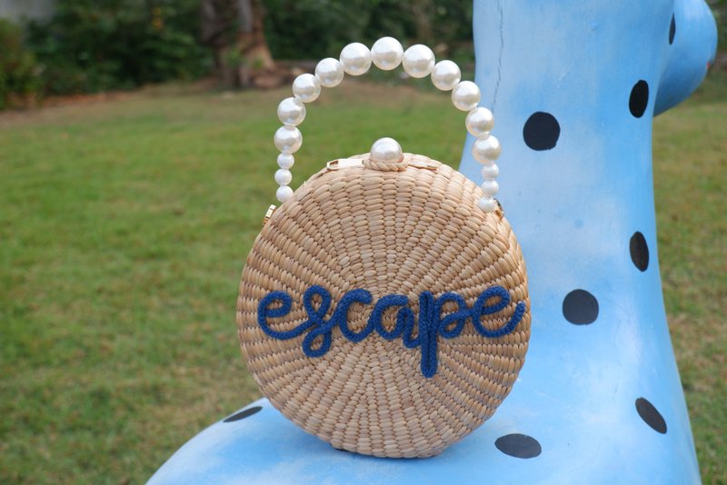 Straw bag Water hyacinth bag 刺繡 pearl bag personalized round bag Pearl Straw Bag - 其他 - 植物．花 